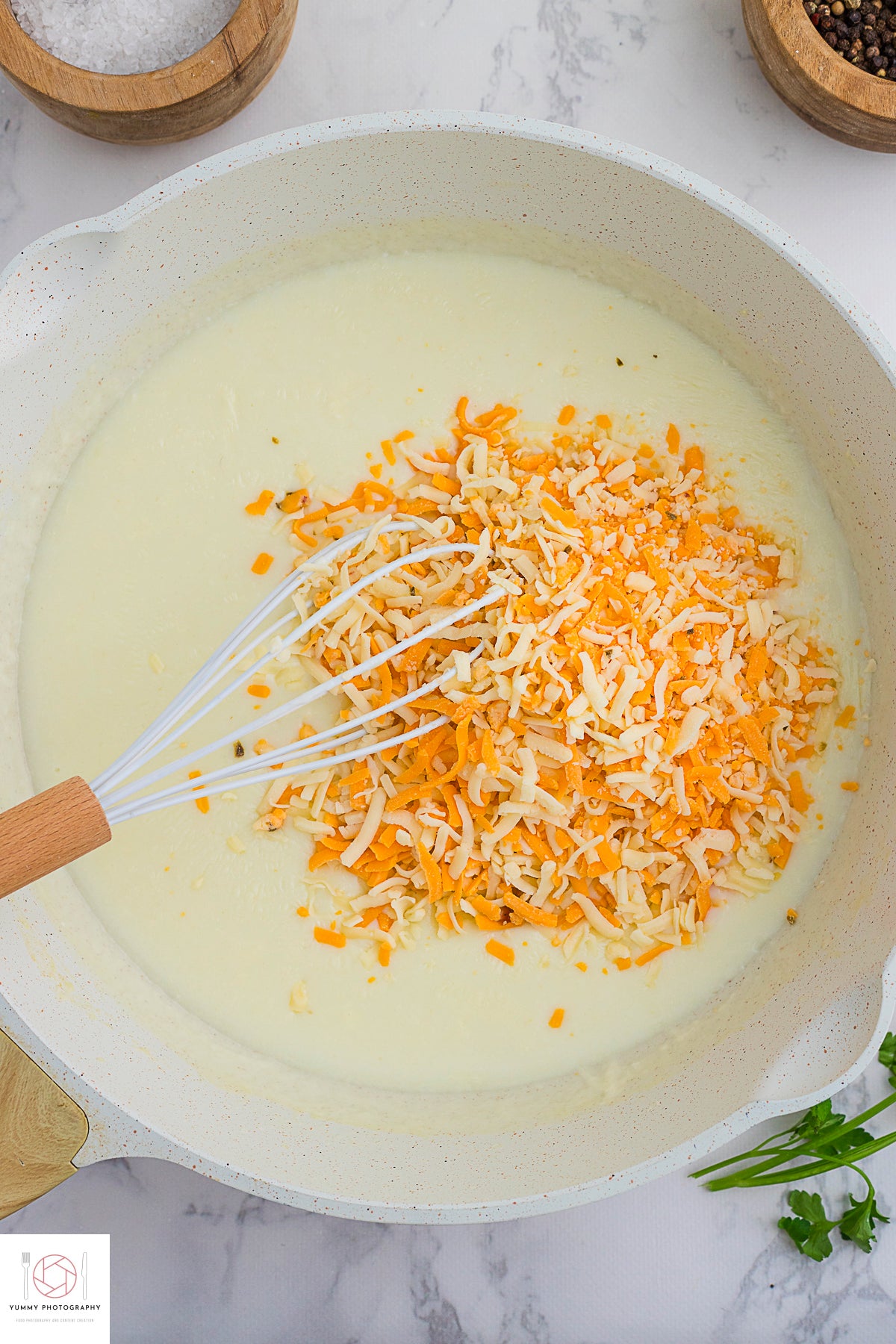 BBQ CHICKEN MAC AND CHEESE