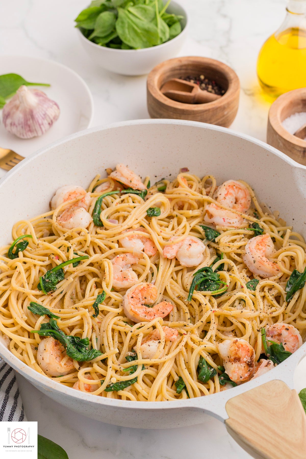 Shrimp and Spinach Pasta