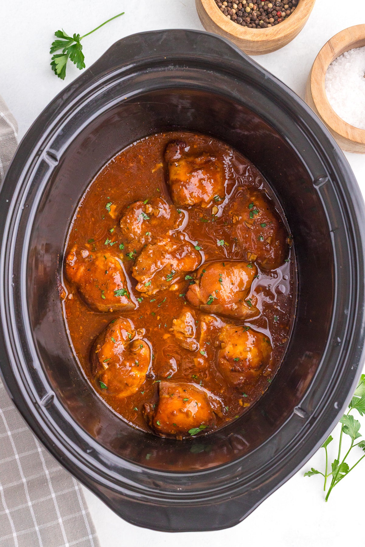 Slow Cooker BBQ Chicken Thighs