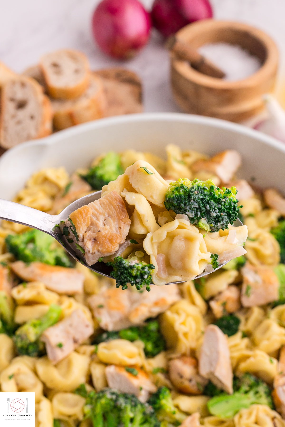 BROCCOLI CHICKEN TORTELLINI PASTA