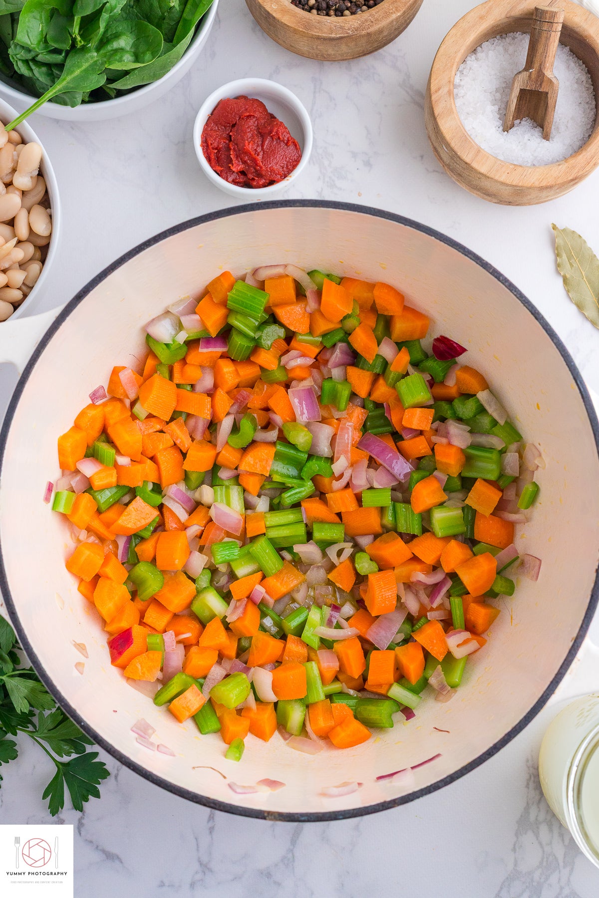 TUSCAN WHITE BEAN SOUP (mini exclusive)