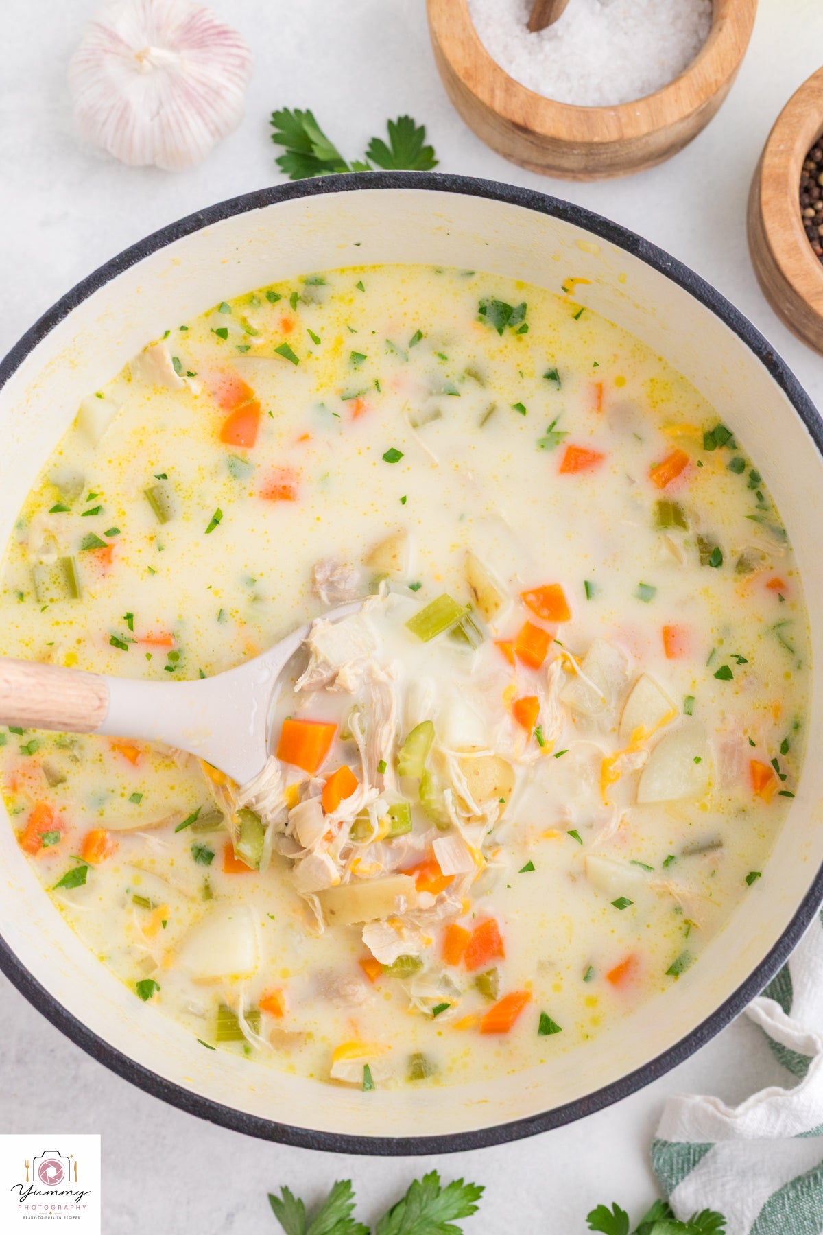 CHICKEN AND POTATO SOUP