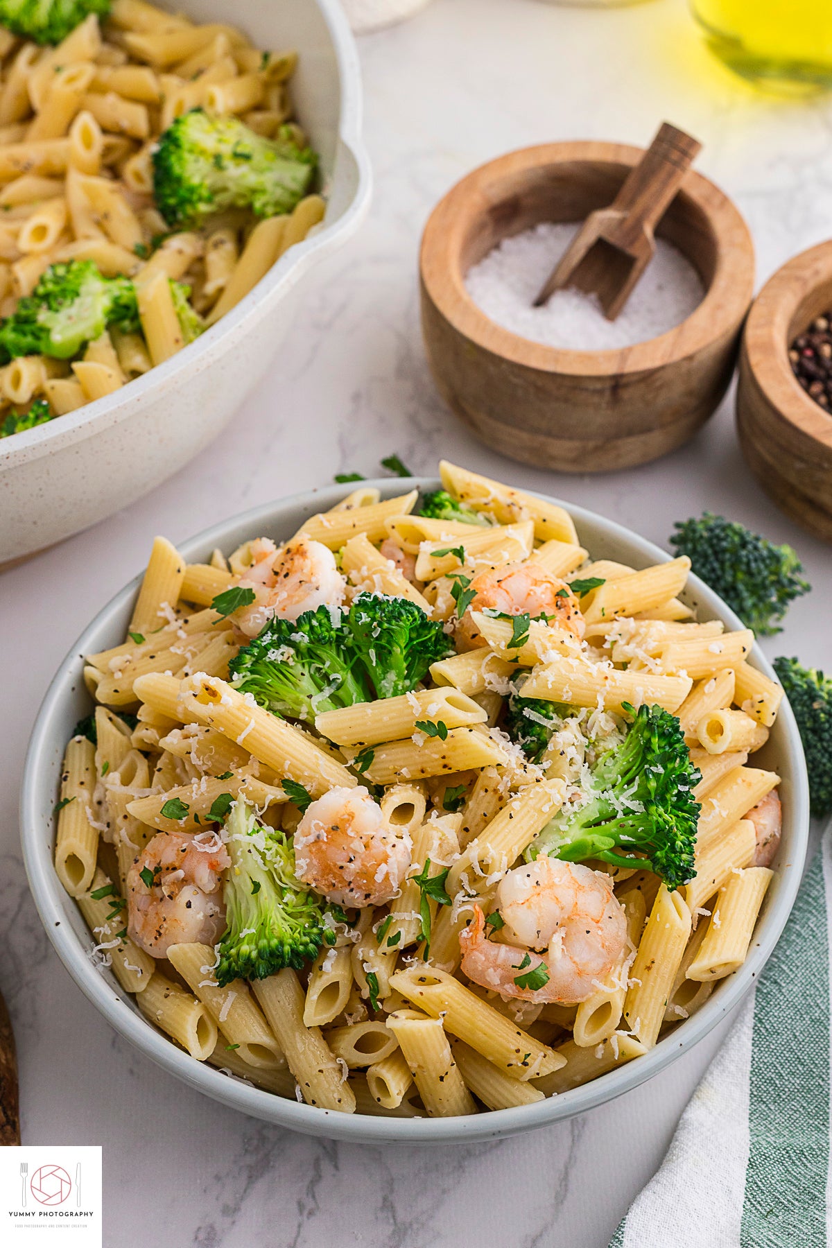 SHRIMP AND BROCCOLI PASTA