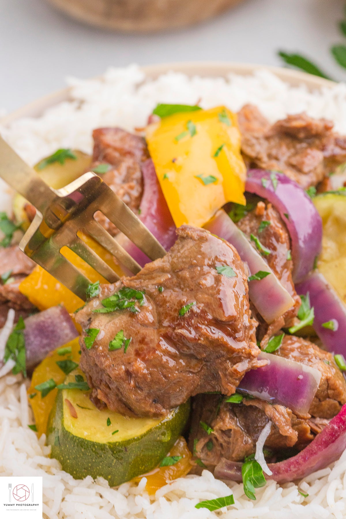 SLOW COOKER BEEF SUMMER STEW