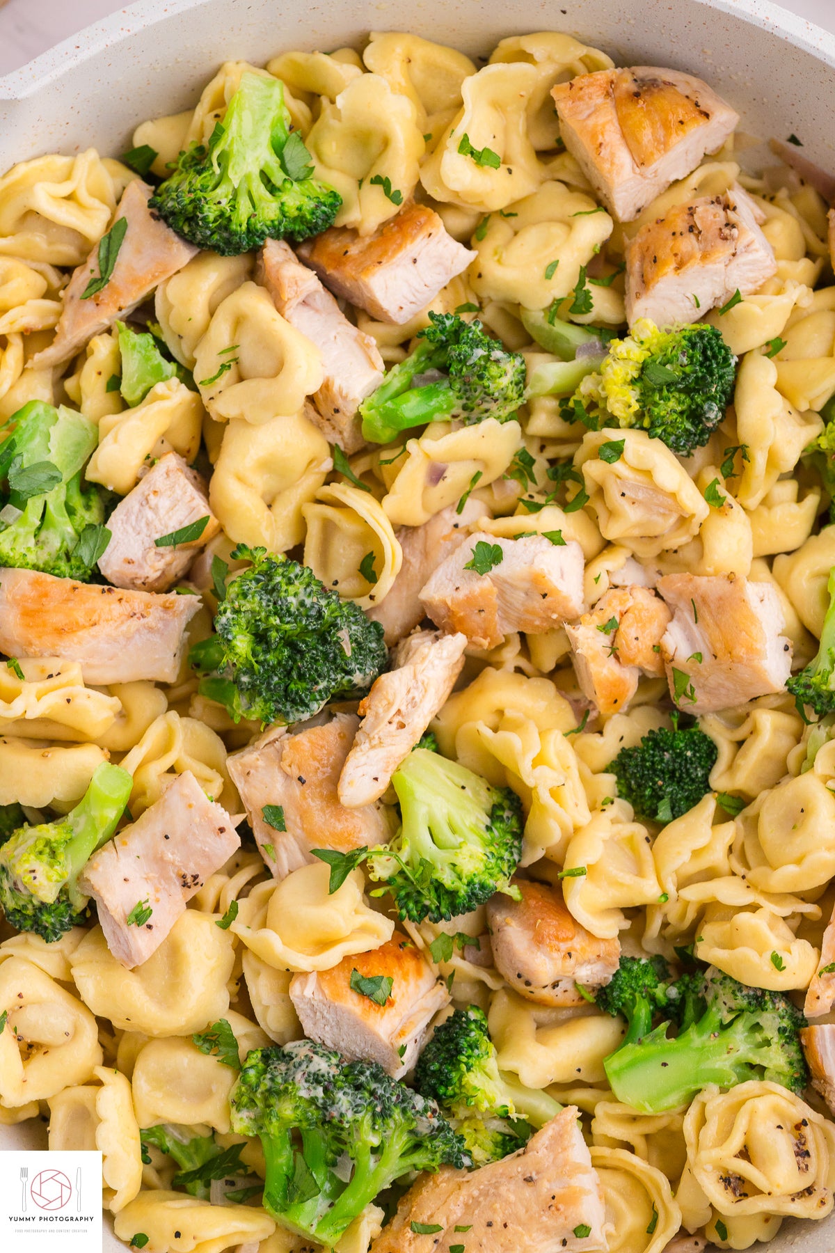 BROCCOLI CHICKEN TORTELLINI PASTA